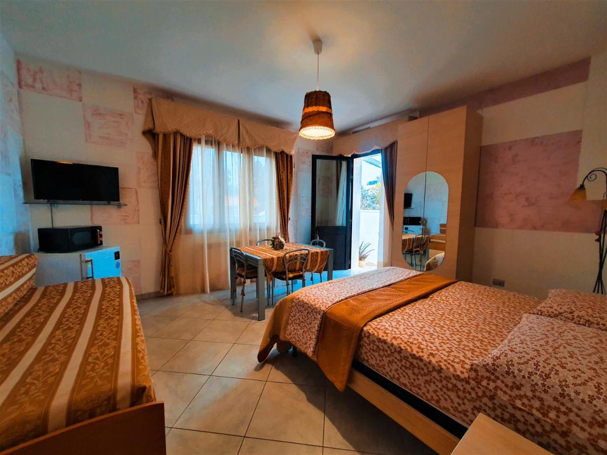Da Casa Tiziana Hotel Porto Cesareo Ngoại thất bức ảnh