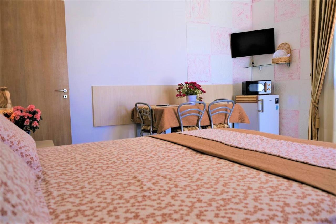 Da Casa Tiziana Hotel Porto Cesareo Ngoại thất bức ảnh